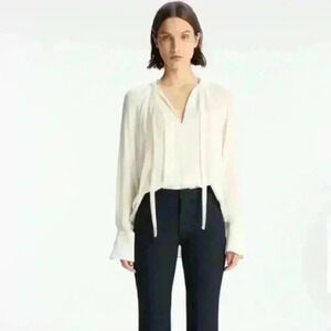 A.L.C. 100% SILKA CREAM TOP. Size 8